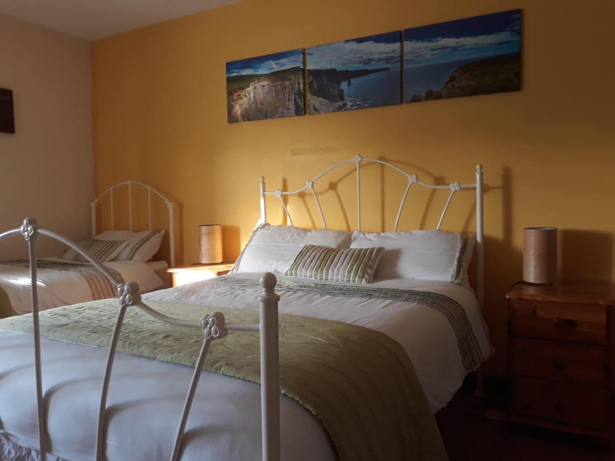 Slieve Elva B&B Лисдунварна Екстериор снимка